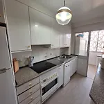 Beautiful 2 Bedrooms Aparatament * Benidorm