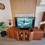 Beautiful 2 Bedrooms Aparatament Appartement
