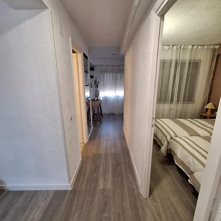 Beautiful 2 Bedrooms Aparatament דירה בנידורם