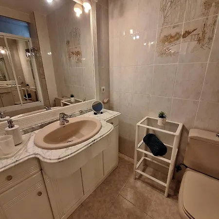 Beautiful 2 Bedrooms Aparatament
