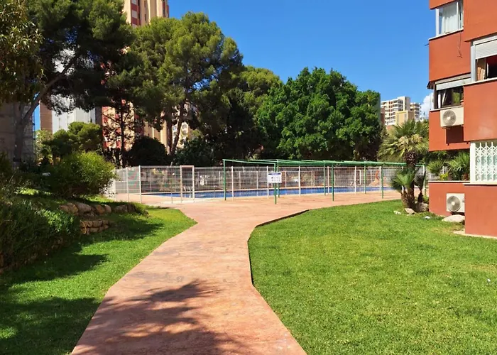 Beautiful 2 Bedrooms Aparatament * Benidorm