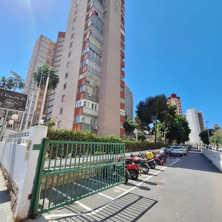 Apartment Beautiful 2 Bedrooms Aparatament Benidorm